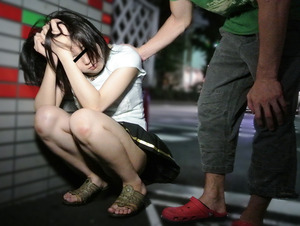 10musume 10-072523-01 A Weird Way To pick up a girl Take home a drunk amateur girl!