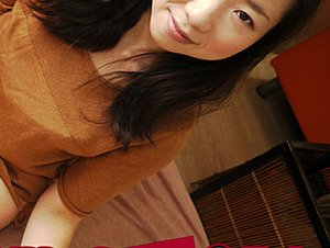 King Summit Enterprises C0930-KI230221 Saaya Hirota 28 years old Saaya Hirota 28 years old