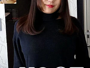 h0930-ki231130 Emiko Shikada 44 Years Old