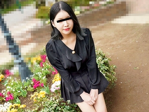 10musume 10-102823-01 The empty-handed vibrator rotates the propeller in the beautiful butt! Amateur girl cheating on the phone with her boyfriend! - Empty-handed vibrator rotates propeller with a nice ass! An amateur girl who calls her boyfriend while being!