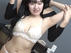 FC2PPV-4335210 [2 Works] Rurika-chan Is Shy And Extremely Sensitive. 