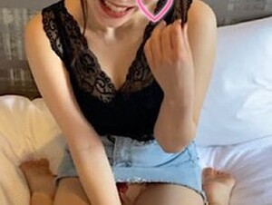 FC2PPV-4360403 [Celebration Of Reaching 10,000 Followers] When I Called Mens, I Met An 18-year-old Idol Who Was Ranked High On A Certain TV Station's Idol Training Program, And Due To The Miraculous Success Of Having Sex, I Even Decided To Cum Inside Her. Ta.