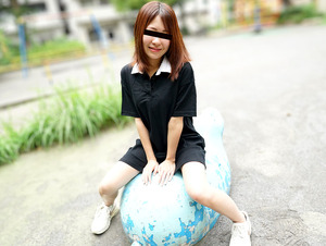 10musume 10-051824-01 Want to make a novice slimy girl get really excited. I want to make a naïve slimy girl seriously